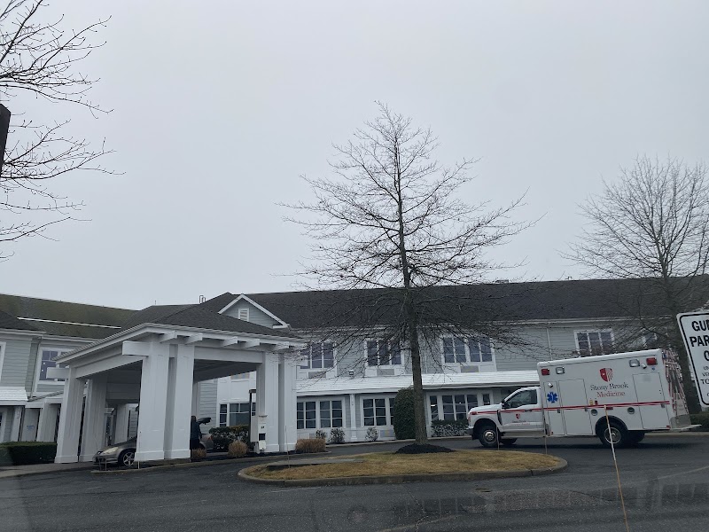 THE HAMPTONS CENTER FOR REHABILITATION AND NURSING nursing home in SOUTH HAMPTON, NY - Photo 2 of 5