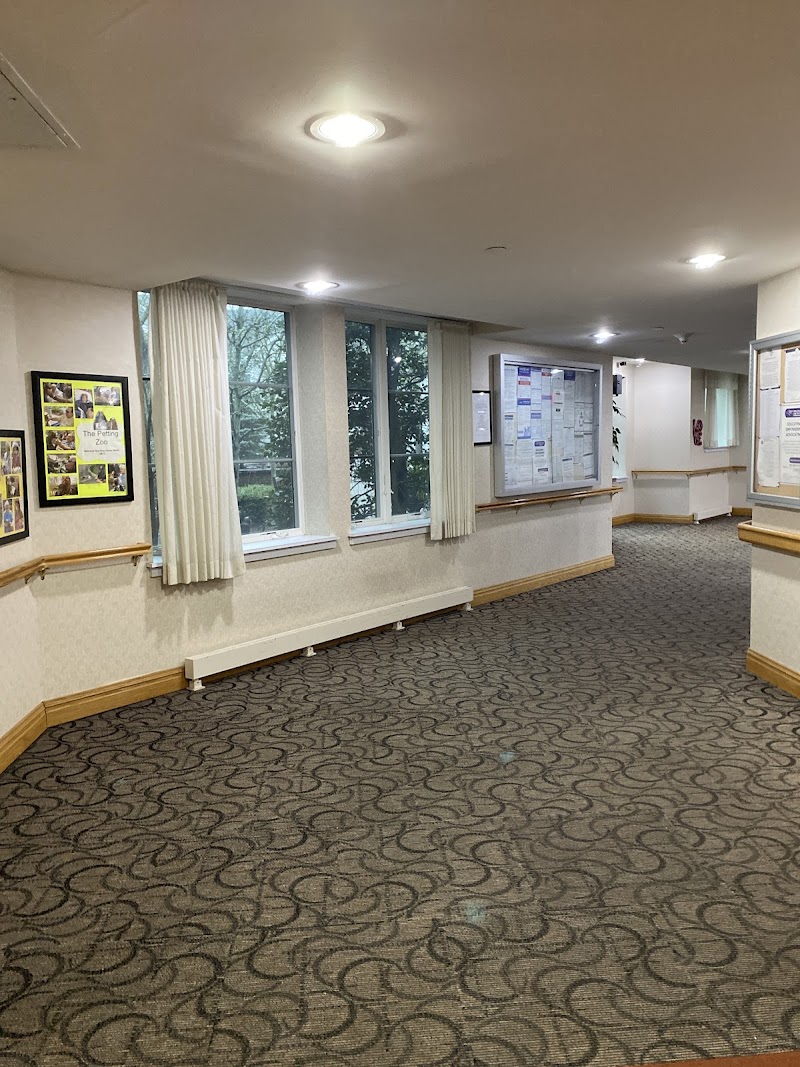 THE HAMPTONS CENTER FOR REHABILITATION AND NURSING nursing home in SOUTH HAMPTON, NY - Photo 3 of 5