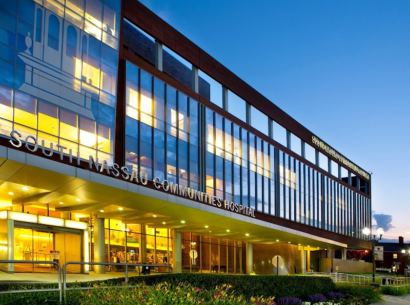 MOUNT SINAI SOUTH NASSAU T C U nursing home in OCEANSIDE, NY - Photo 4 of 10