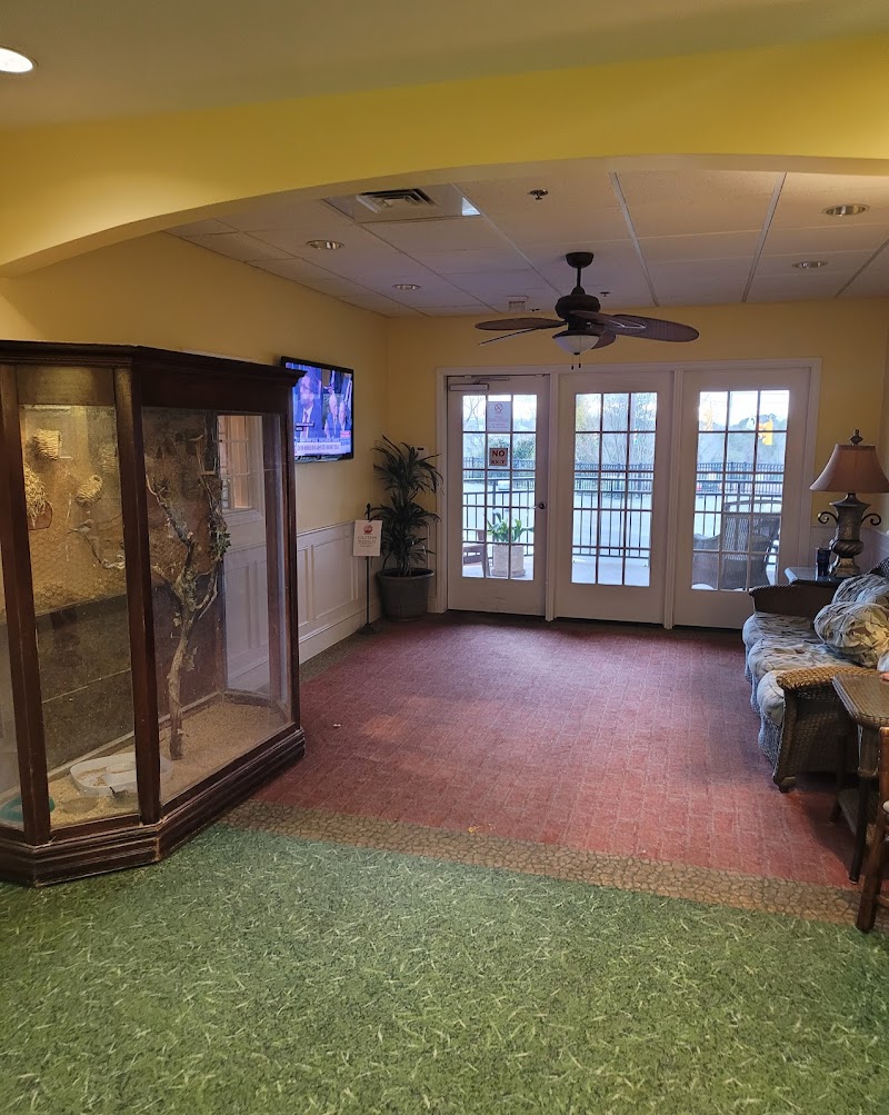 Hillcrest Convalescent Center nursing home in Durham, NC - Photo 5 of 10