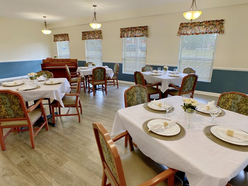 Cypress Pointe Rehabilitation Center nursing home in Wilmington, NC - Photo 5 of 10