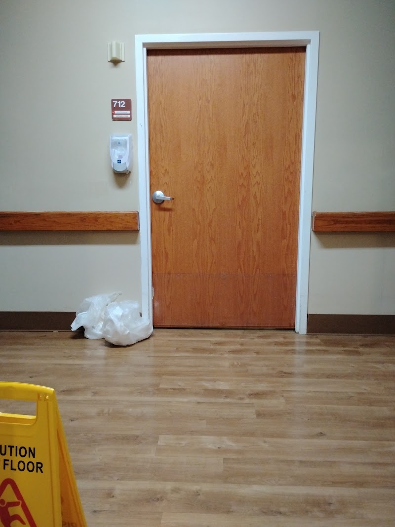 Blumenthal Health and Rehabilitation Center nursing home in Greensboro, NC - Photo 2 of 5