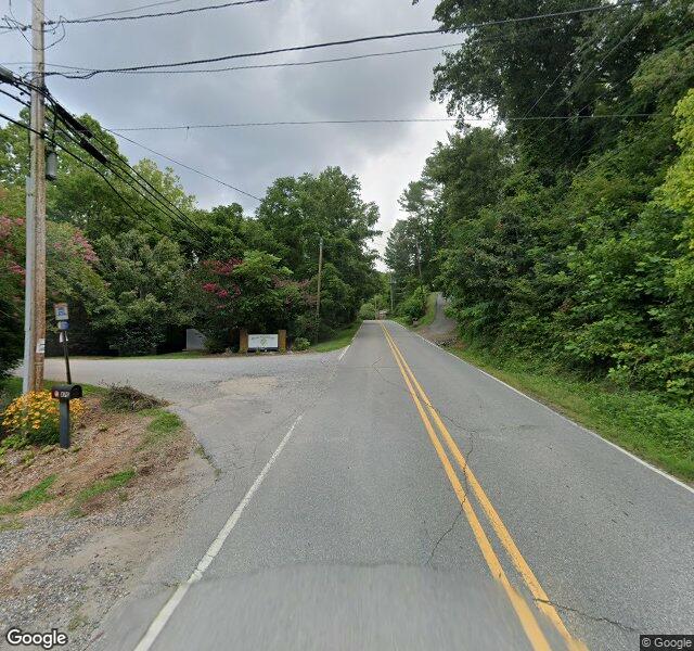 Bear Mountain Health and Rehabilitation nursing home in Asheville, NC - Photo 2 of 2