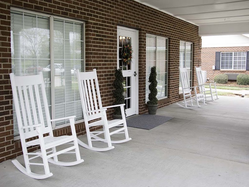 Pine Acres Center for Nursing and Rehabilitation nursing home in Lexington, NC - Photo 3 of 5