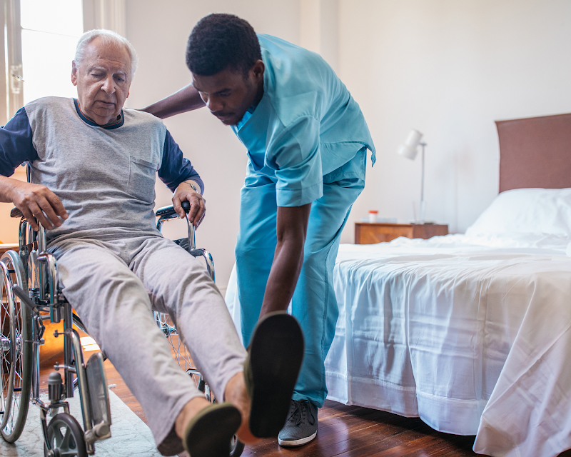 Linden Place Center for Nursing and Rehabilitation nursing home in Greensboro, NC - Photo 4 of 5