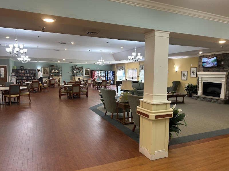 Royal Park Rehabilitation & Health Center nursing home in Matthews, NC - Photo 3 of 5