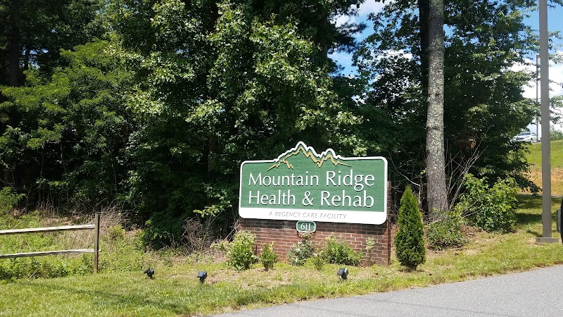 Mountain Ridge Health and Rehab nursing home in Black Mountain, NC - Photo 3 of 5