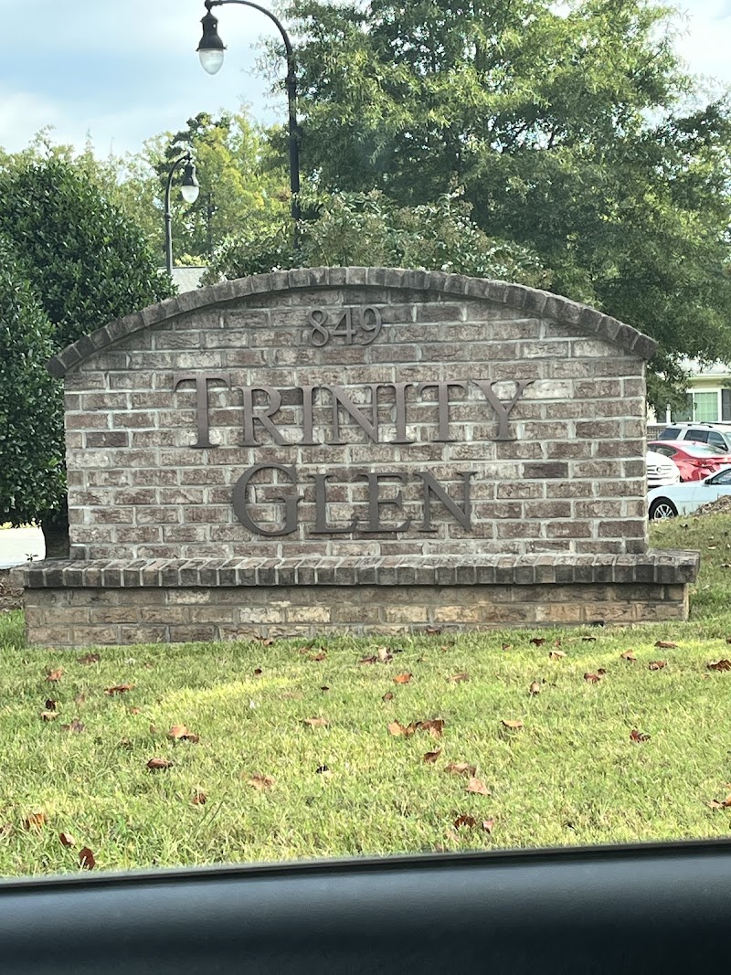 Trinity Glen nursing home in Winston-Salem, NC - Photo 3 of 8