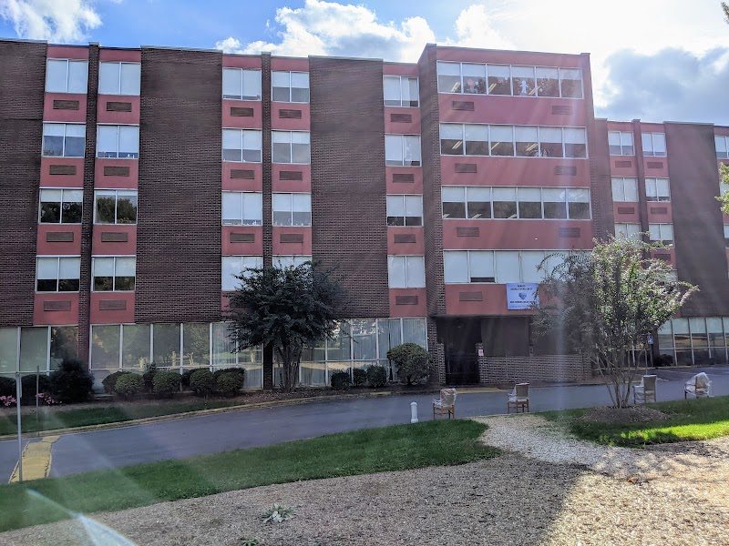 Willow Valley Center for Nursing and Rehabilitatio nursing home in Winston-Salem, NC - Photo 3 of 5