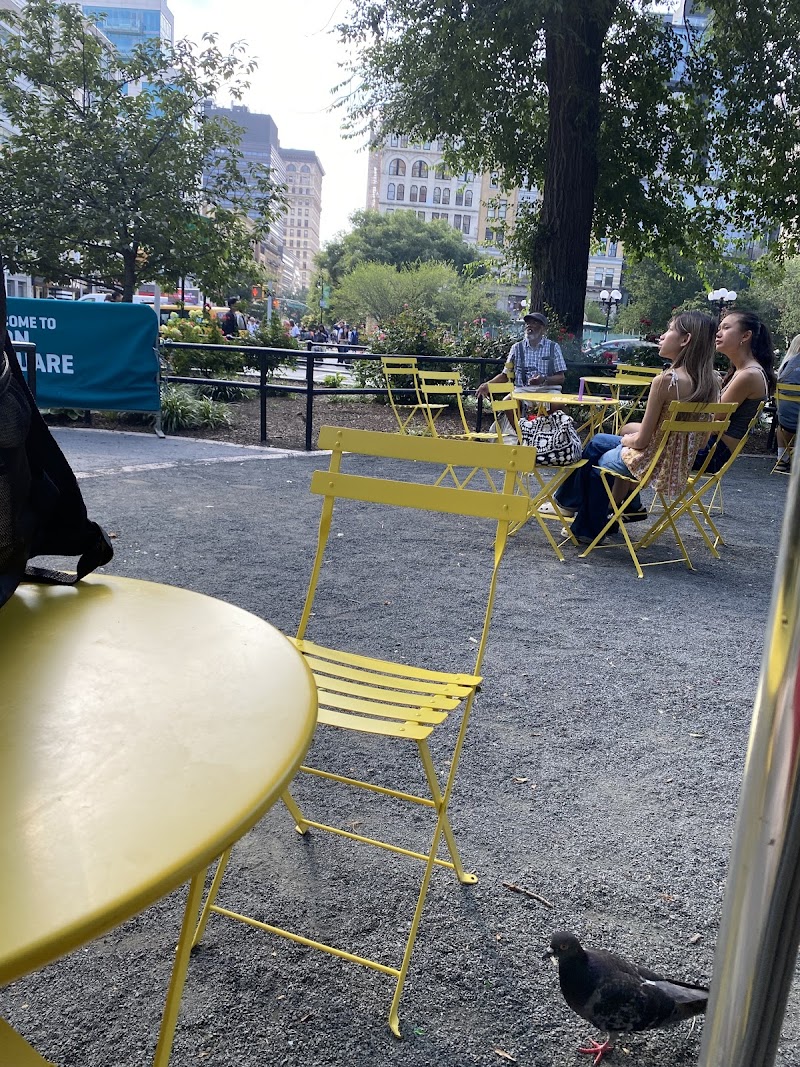 Huntersville Oaks nursing home in Huntersville, NC - Photo 5 of 5