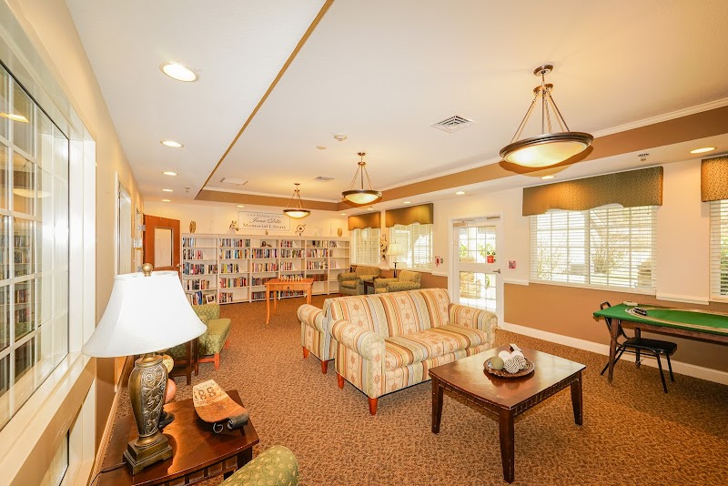 Maggie Valley Nursing and Rehabilitation nursing home in Maggie Valley, NC - Photo 3 of 5