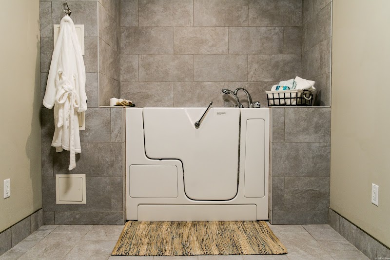 The Lodge at Rocky Mount Health and Rehabilitation nursing home in Rocky Mount, NC - Photo 4 of 5