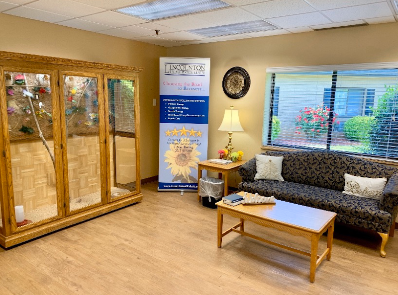 Lincolnton Rehabilitation Center nursing home in Lincolnton, NC - Photo 3 of 5