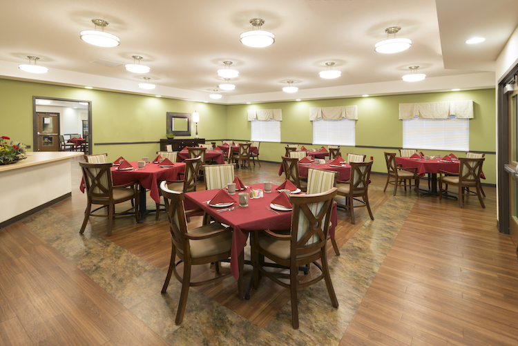 Emerald Health & Rehab Center nursing home in Lillington, NC - Photo 2 of 5