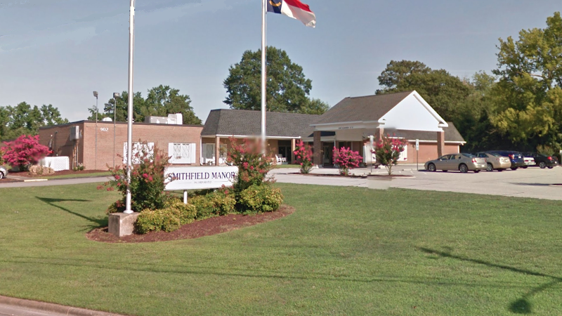 Smithfield Manor Nursing and Rehab nursing home in Smithfield, NC - Photo 2 of 4