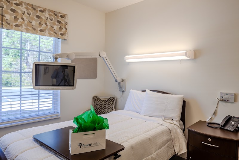 Pruitthealth-Crystal Coast nursing home in Beaufort, NC - Photo 4 of 5