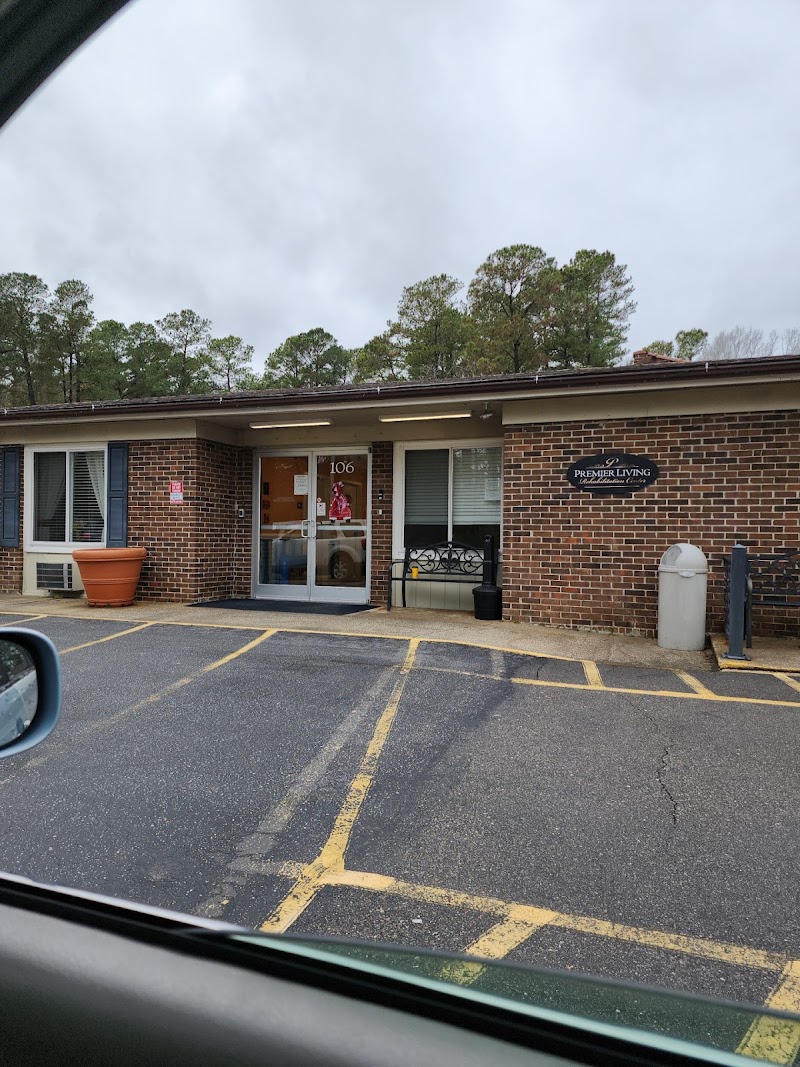 Premier Living and Rehab Center nursing home in Lake Waccamaw, NC - Photo 4 of 5