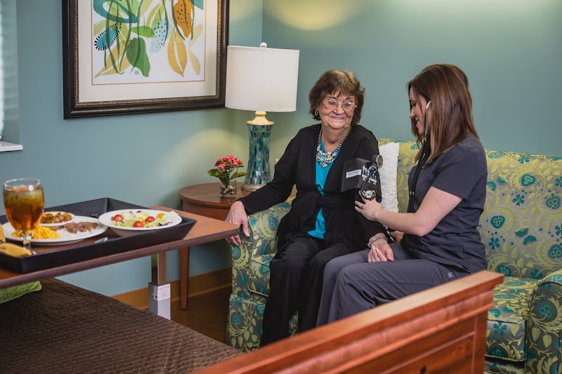 Grace Heights Health & Rehabilitation nursing home in Morganton, NC - Photo 4 of 10