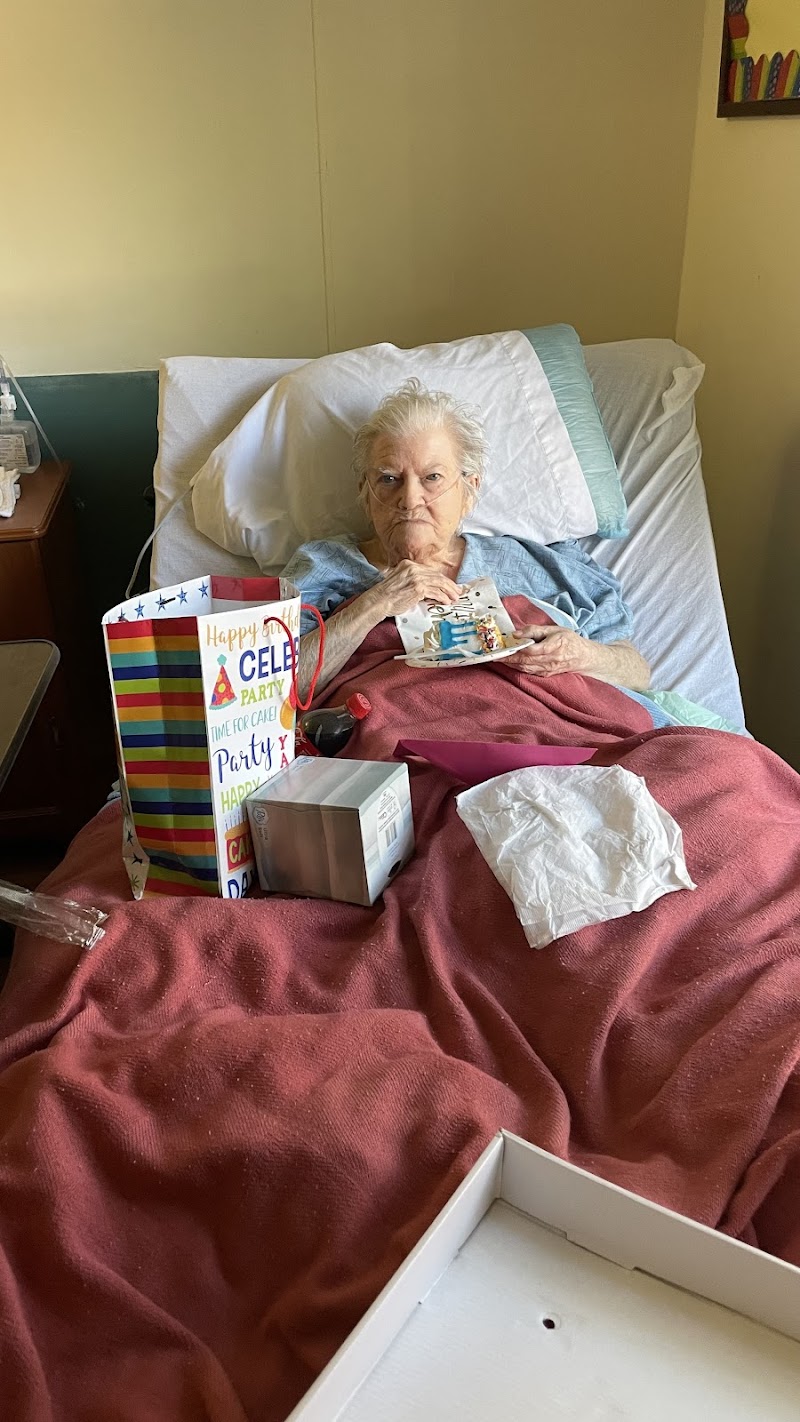 Aston Park Health Care Center nursing home in Asheville, NC - Photo 3 of 5