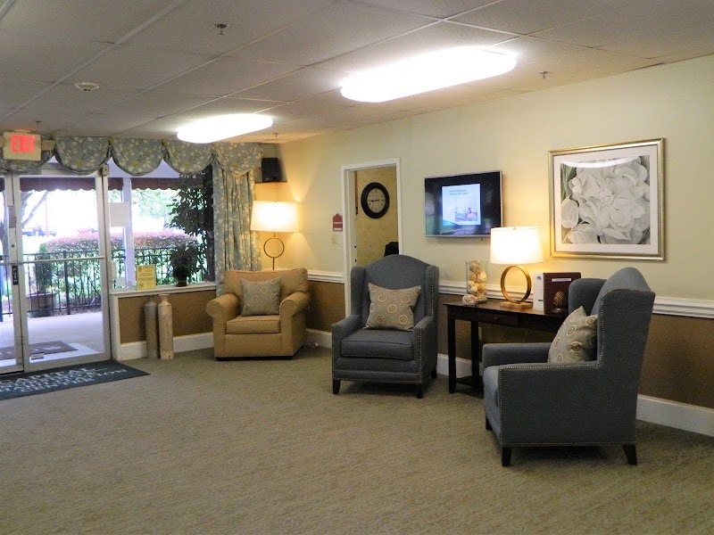 Capital Nursing and Rehabilitation Center nursing home in Raleigh, NC - Photo 2 of 10