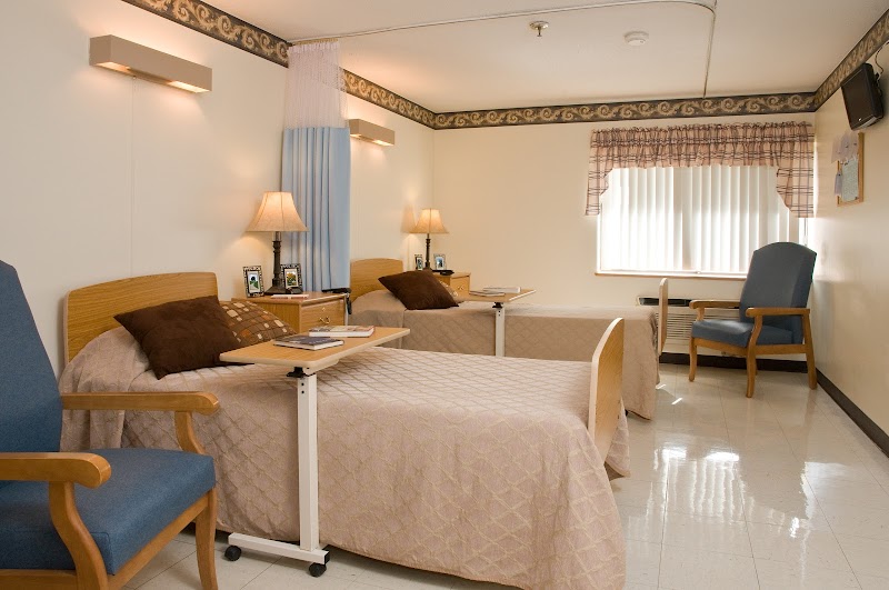 Life Care Center of Banner Elk nursing home in Banner Elk, NC - Photo 5 of 10