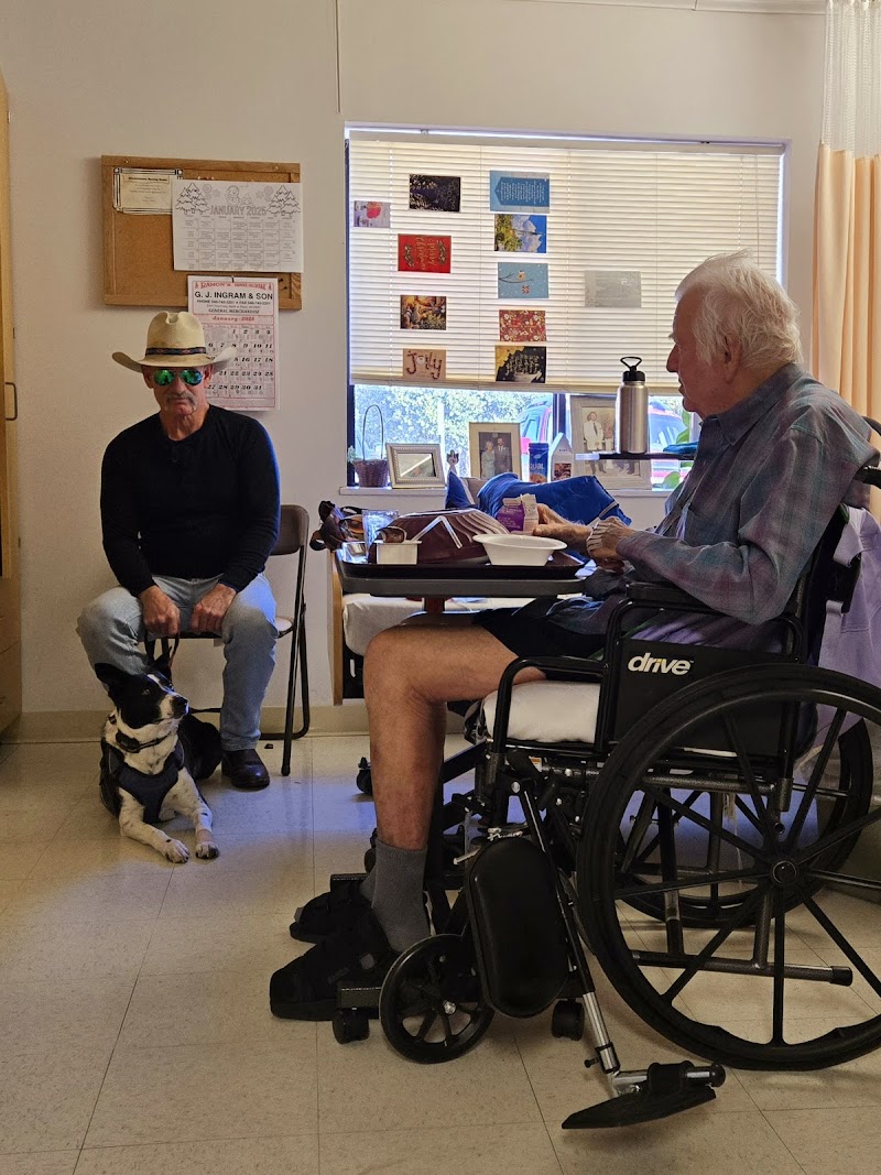 Elizabethtown Healthcare & Rehab Center nursing home in Elizabethtown, NC - Photo 2 of 5