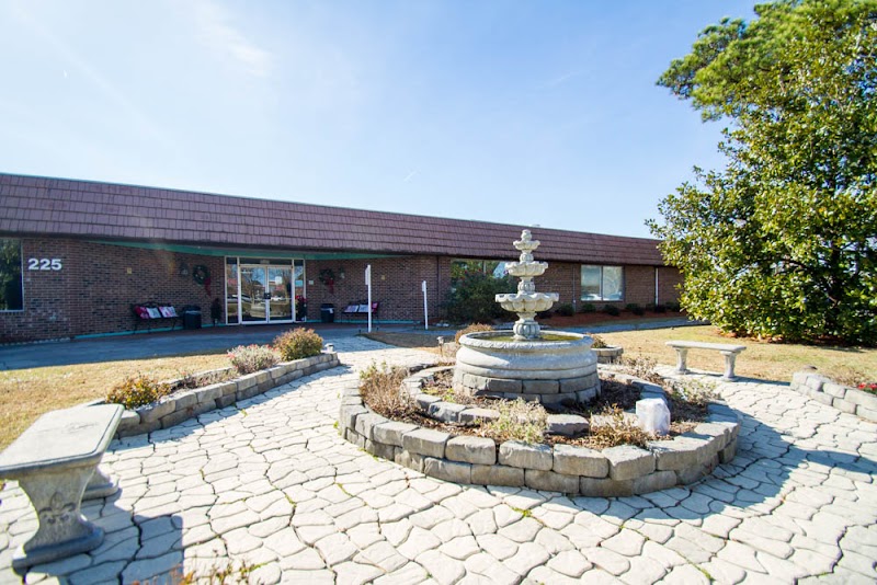 Premier Nursing and Rehabilitation Center nursing home in Jacksonville, NC - Photo 2 of 5