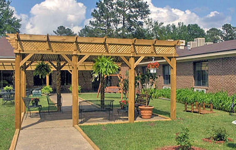 Barbour Court Nursing and Rehabilitation Center nursing home in Smithfield, NC - Photo 2 of 4