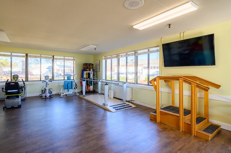 Rocky Mount Rehabilitation Center nursing home in Rocky Mount, NC - Photo 3 of 5