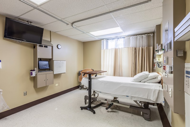 Kindred Hospital East Greensboro nursing home in Greensboro, NC - Photo 4 of 5