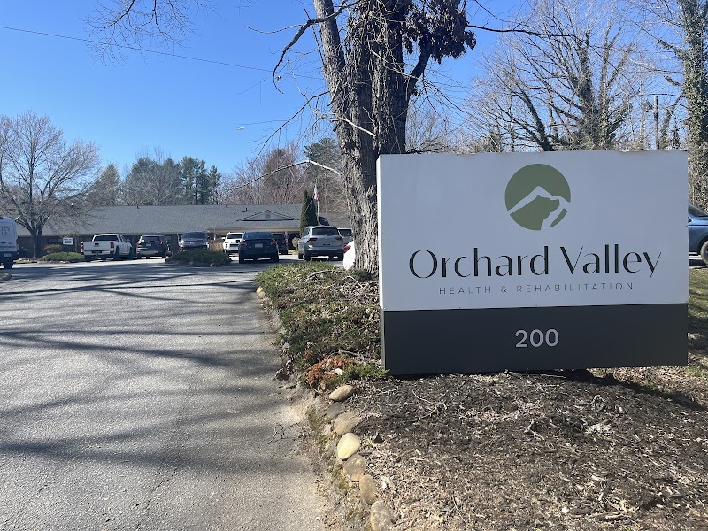 Orchard Valley Health and Rehabilitation nursing home in Hendersonville, NC - Photo 3 of 5