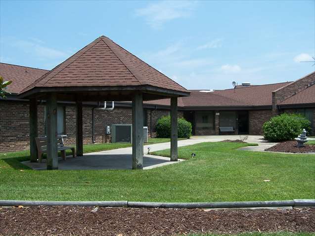 Currituck Health & Rehab Center nursing home in Barco, NC - Photo 5 of 5