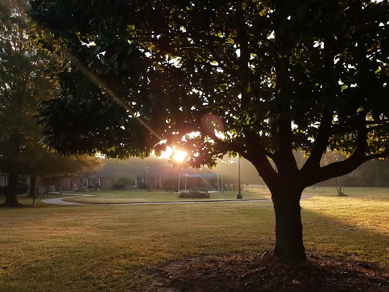 Grantsbrook Nursing and Rehabilitation Center nursing home in Grantsboro, NC - Photo 4 of 7