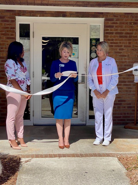 The Laurels of Pender nursing home in Burgaw, NC - Photo 3 of 10