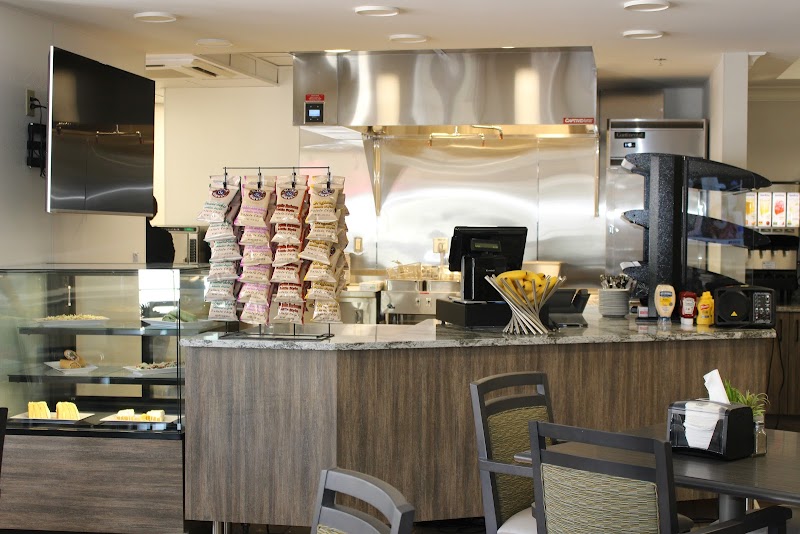 Piedmont Crossing nursing home in Thomasville, NC - Photo 5 of 10