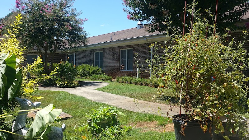 Senior Citizens Home nursing home in Henderson, NC - Photo 2 of 4