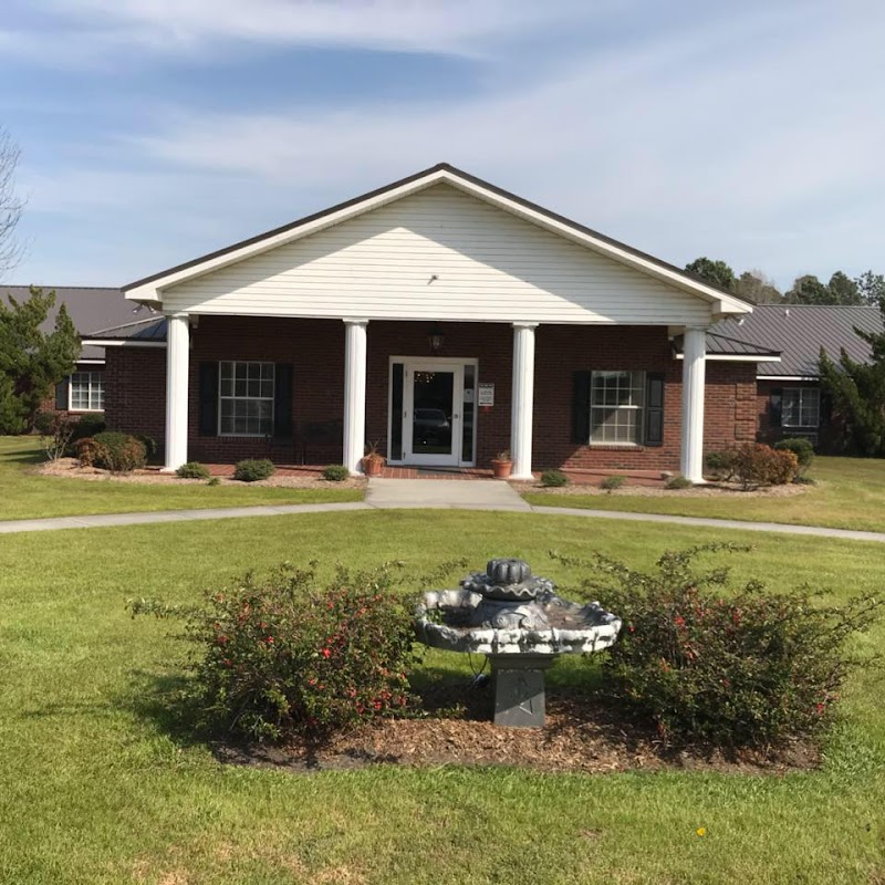 Brunswick Cove Nursing Center nursing home in Winnabow, NC - Photo 4 of 5