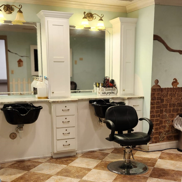 Goldsboro Rehabilitation and Healthcare Center nursing home in Goldsboro, NC - Photo 5 of 9