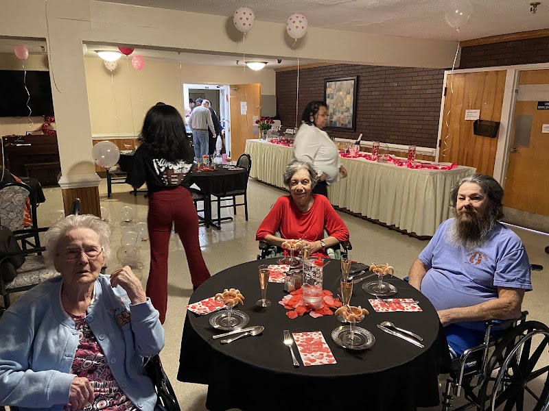 Louisburg Healthcare & Rehabilitation Center nursing home in Louisburg, NC - Photo 2 of 5