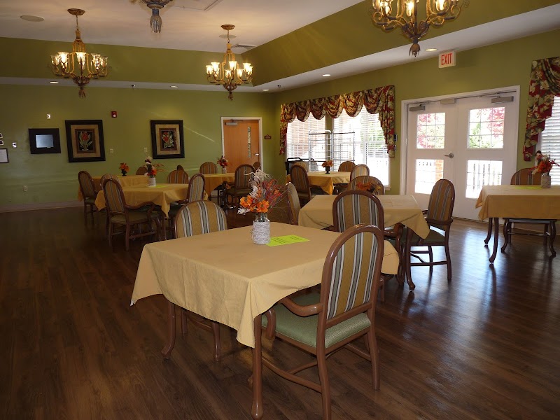 Smoky Mountain Health and Rehabilitation Center nursing home in Waynesville, NC - Photo 3 of 10