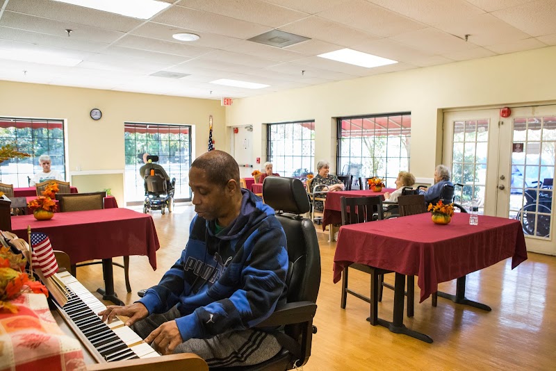 Pineville Rehabilitation and Living Center nursing home in Pineville, NC - Photo 5 of 5