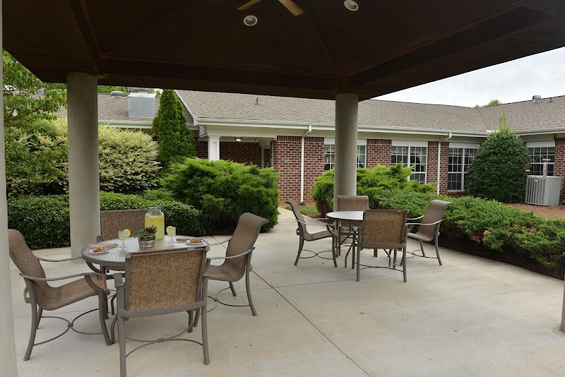 The Laurels of Salisbury nursing home in Salisbury, NC - Photo 4 of 5