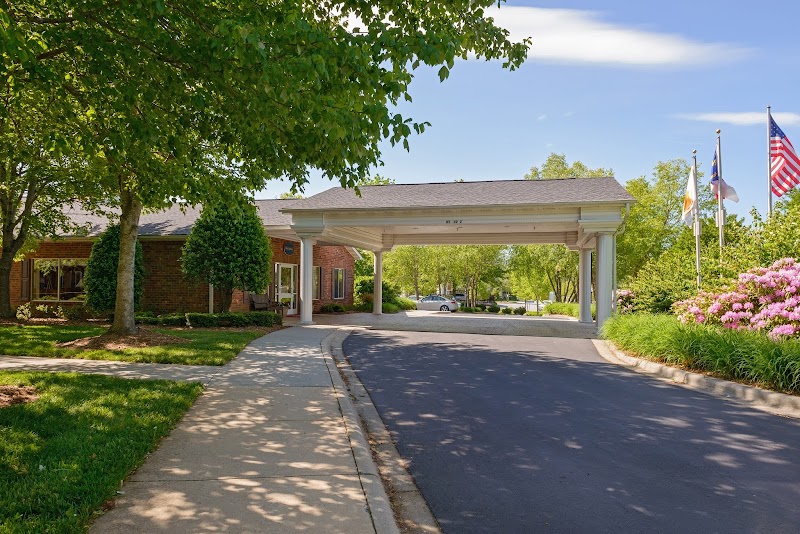 Life Care Center of Hendersonville nursing home in Hendersonville, NC - Photo 2 of 5