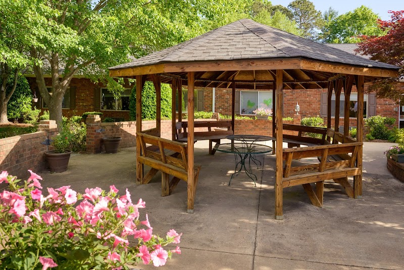 Life Care Center of Hendersonville nursing home in Hendersonville, NC - Photo 5 of 5