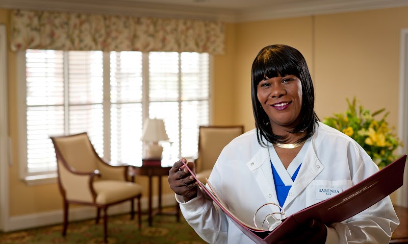 Mecklenburg Heath and Rehabilitation nursing home in Charlotte, NC - Photo 5 of 7