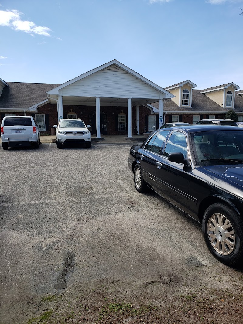 Harnett Woods Nursing and Rehabilitation Center nursing home in Dunn, NC - Photo 2 of 4