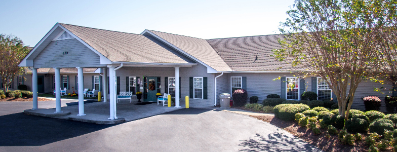 Ayden Court Nursing and Rehabilitation Center nursing home in Ayden, NC - Photo 5 of 5