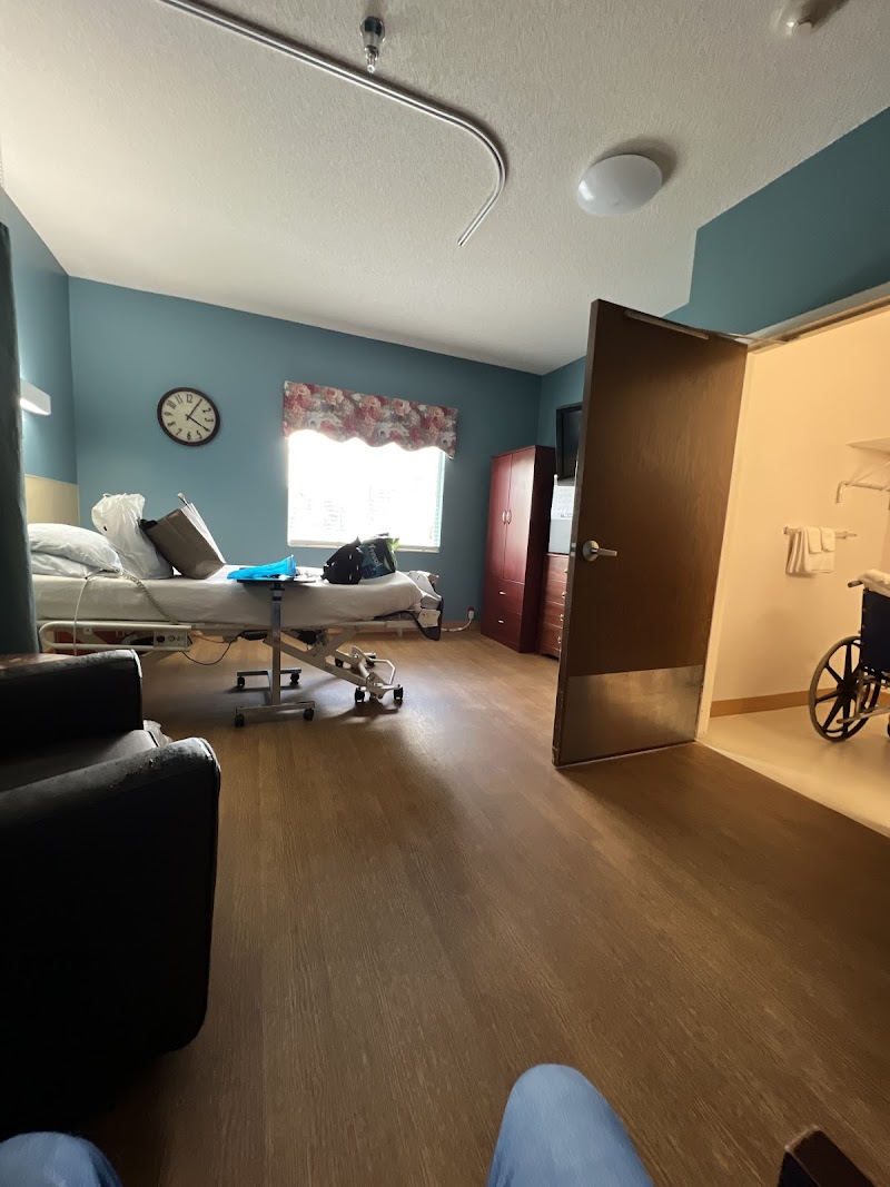 Liberty Commons Nursing & Rehabilitation Center of nursing home in Burlington, NC - Photo 4 of 10