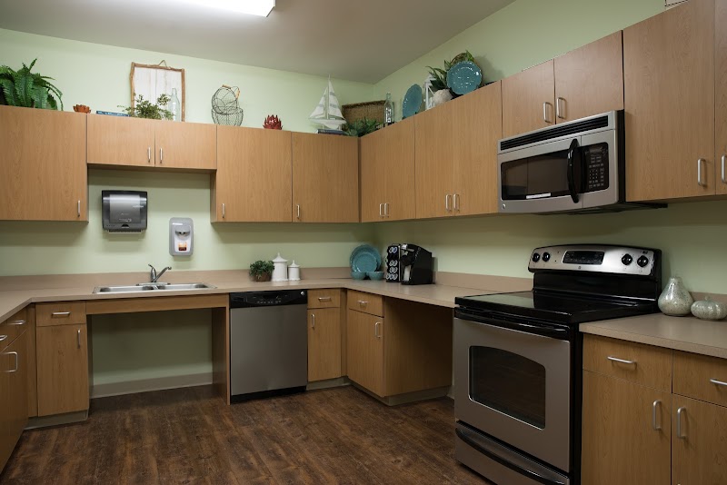 Autumn Care of Myrtle Grove nursing home in Wilmington, NC - Photo 3 of 5