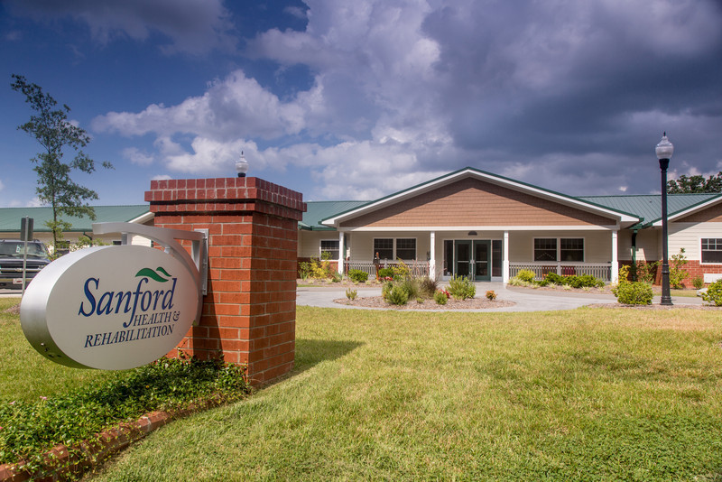 Sanford Health & Rehabilitation Co nursing home in Sanford, NC - Photo 2 of 5